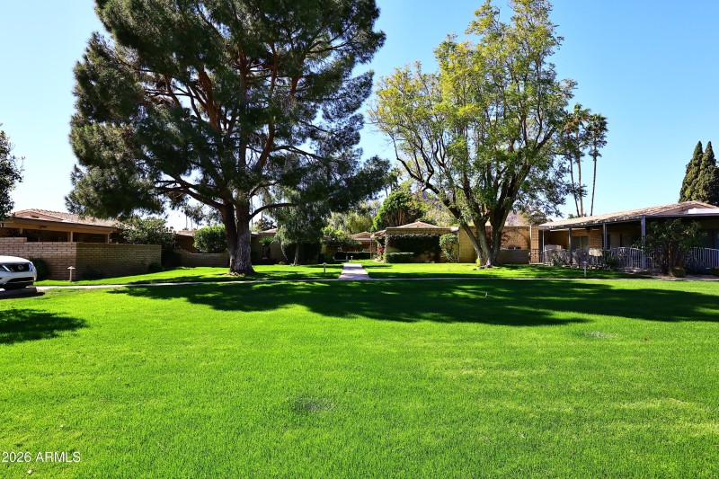 Common Area behind Home2