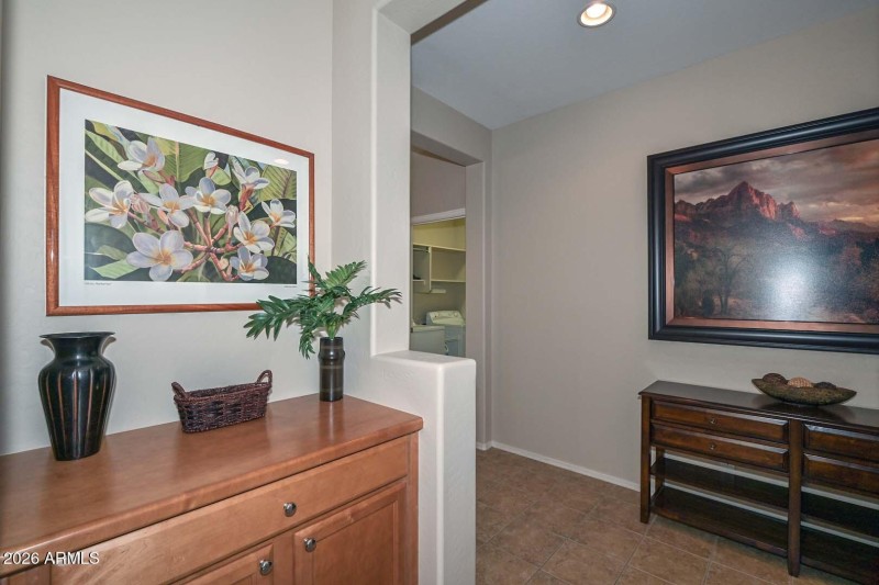 Hall Niche