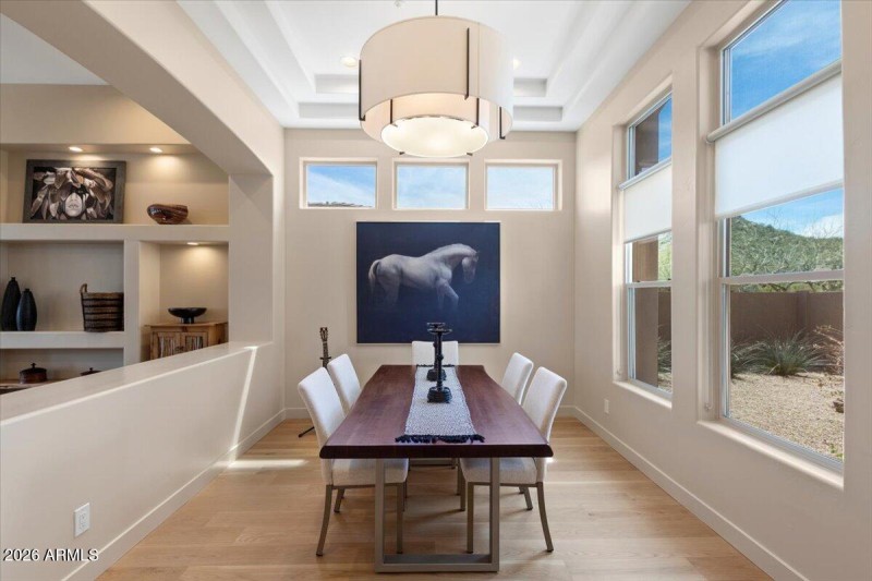05-Dining Room