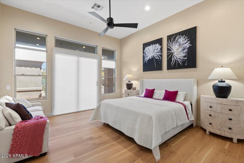18-Primary Bedroom