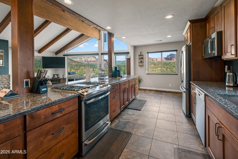 Open Kitchen