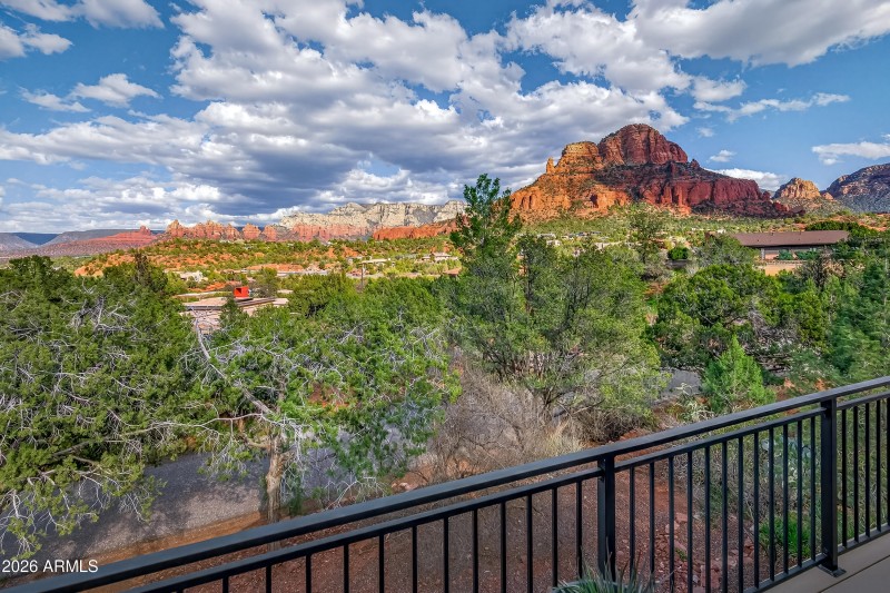 Unobstructed Deck Views