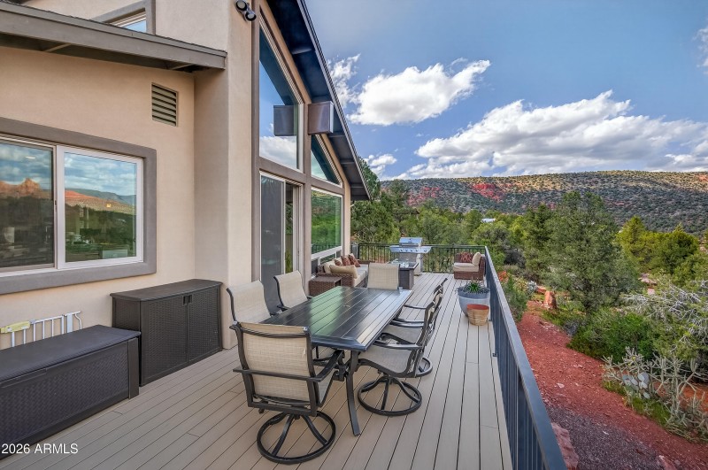 Private Deck