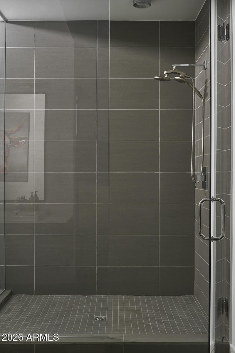Glass Walk-In Shower Design