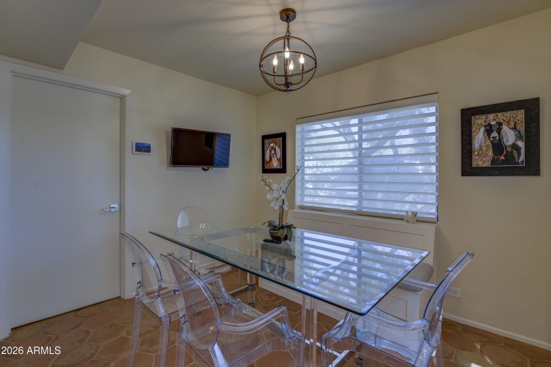 Breakfast Room