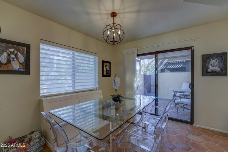 Breakfast Room