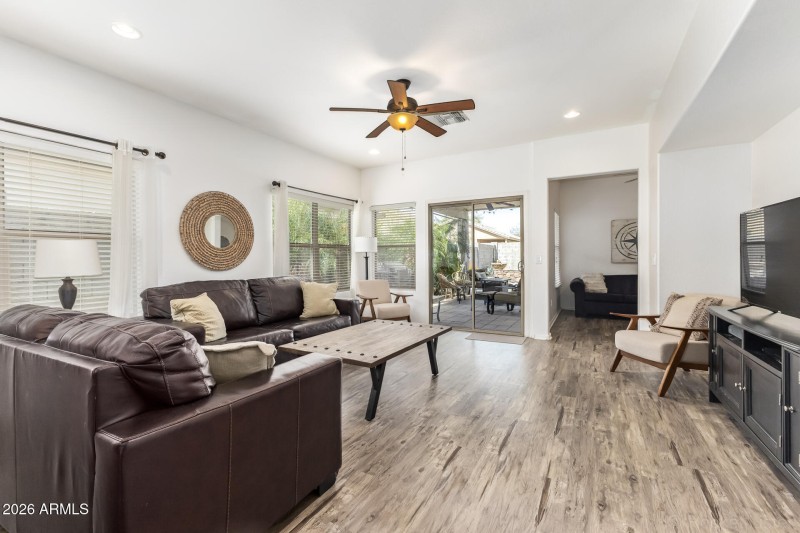 06 Living Room