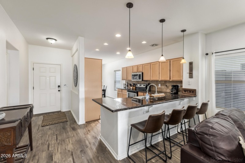 11 Kitchen