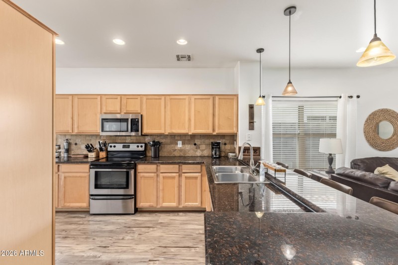 10 Kitchen