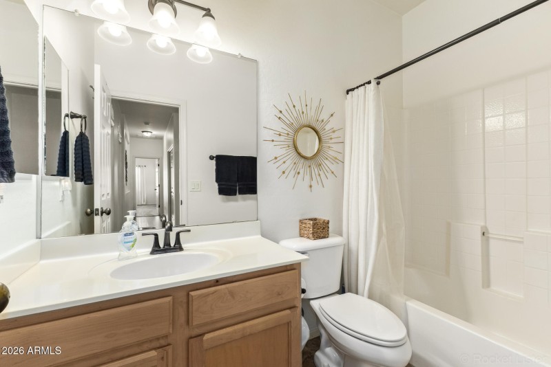 18 Bathroom 2