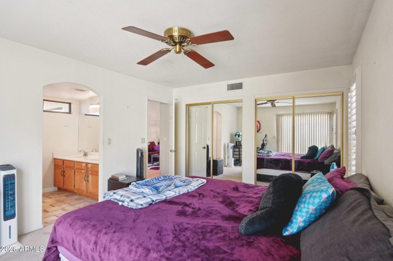 20-web-or-mls-W Comstock Dr-S0803-020