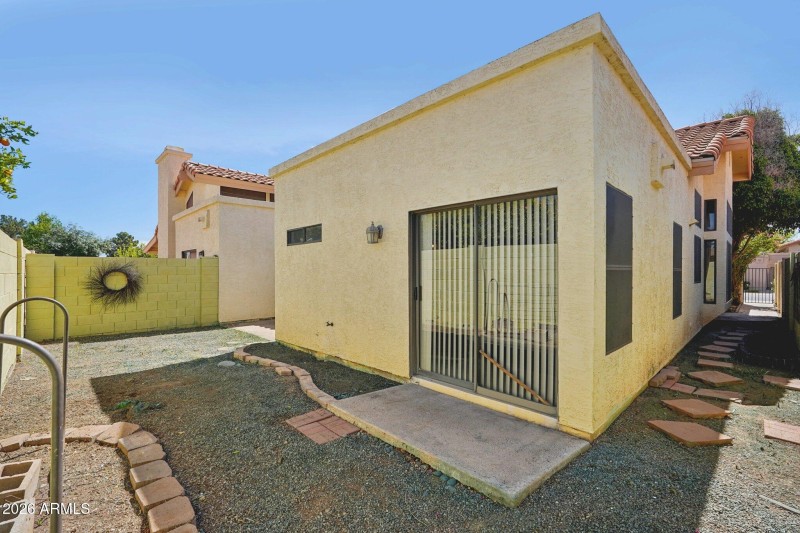 28-web-or-mls-W Comstock Dr-S0803-028