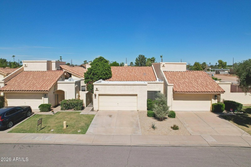 33-web-or-mls-W Comstock Dr-S0803-033