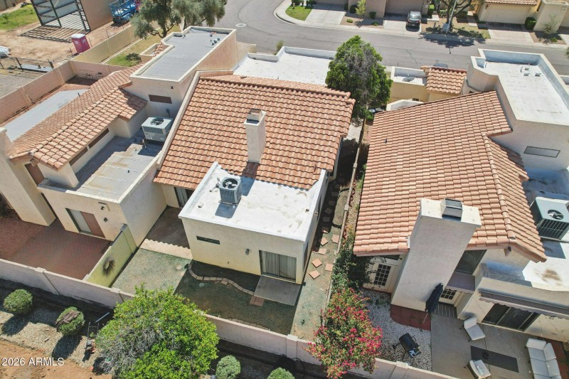 41-web-or-mls-W Comstock Dr-S0803-041