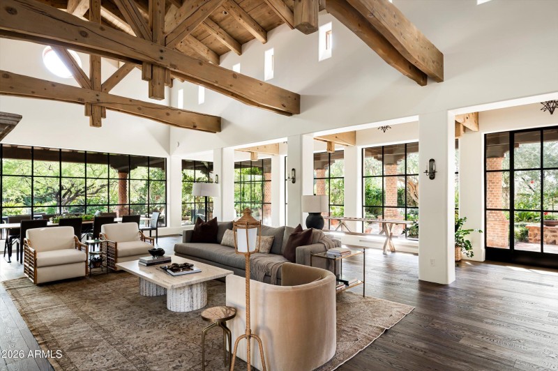 Great / Living Room