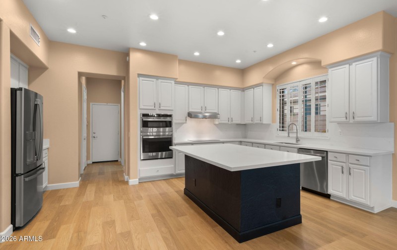 20-web-or-mls-Kitchen4
