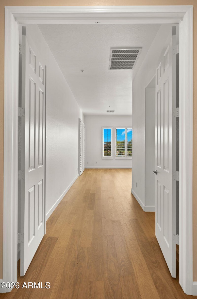 40-web-or-mls-Primary Bedroom4