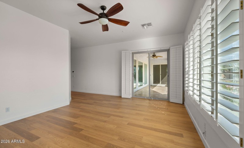 42-web-or-mls-Primary Bedroom2
