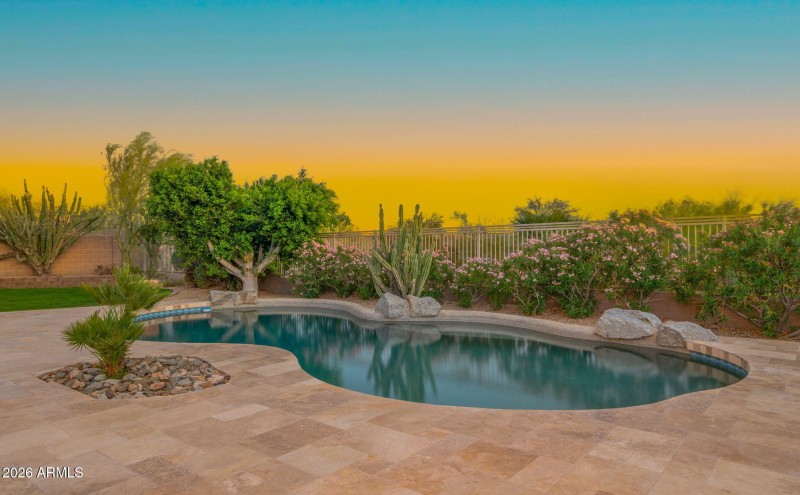 57-web-or-mls-TWILIGHT1