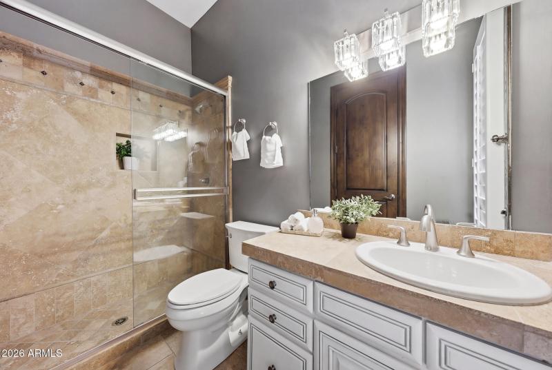 Guest Bathroom 3