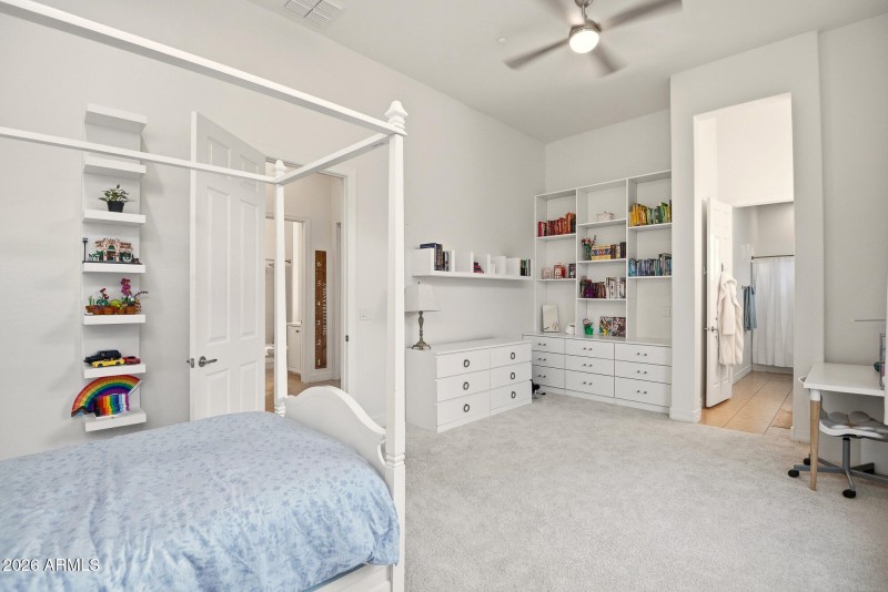 En suite 2