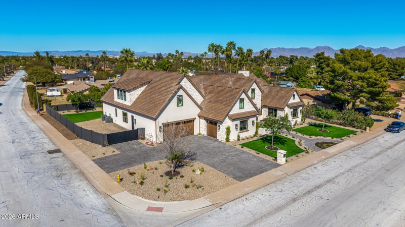99-Desert Cove