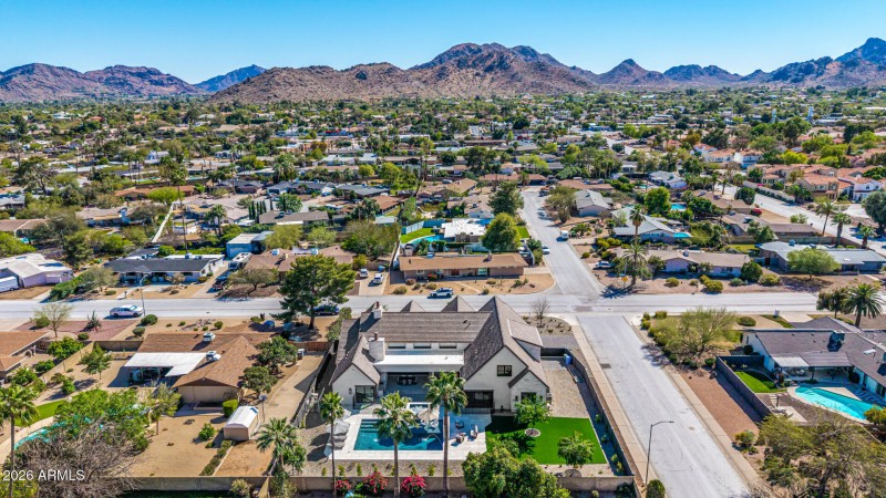 107-Desert Cove