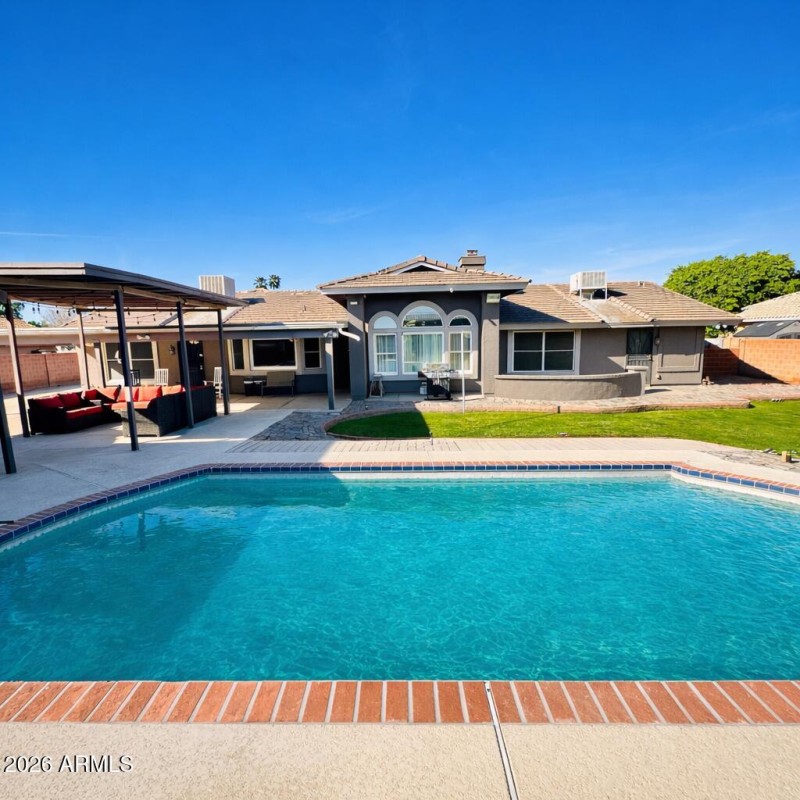 Pool & Patio