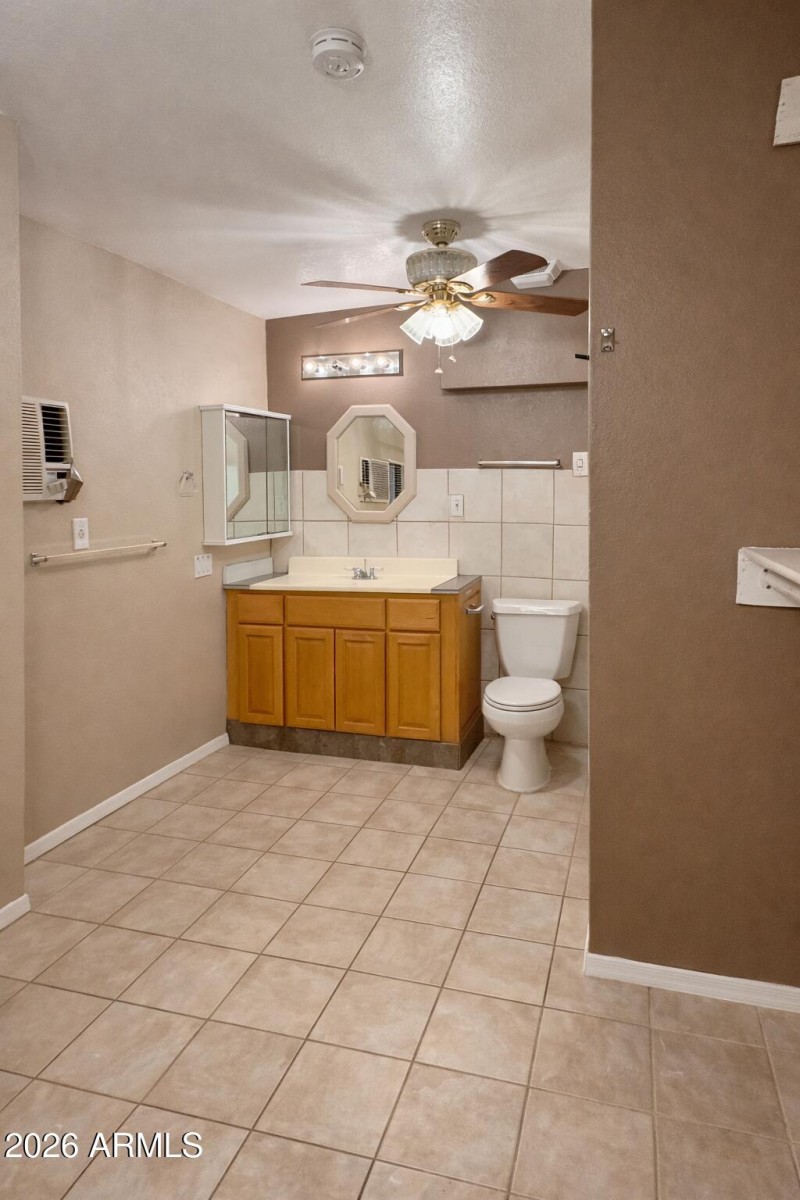 Guest House Bathroom