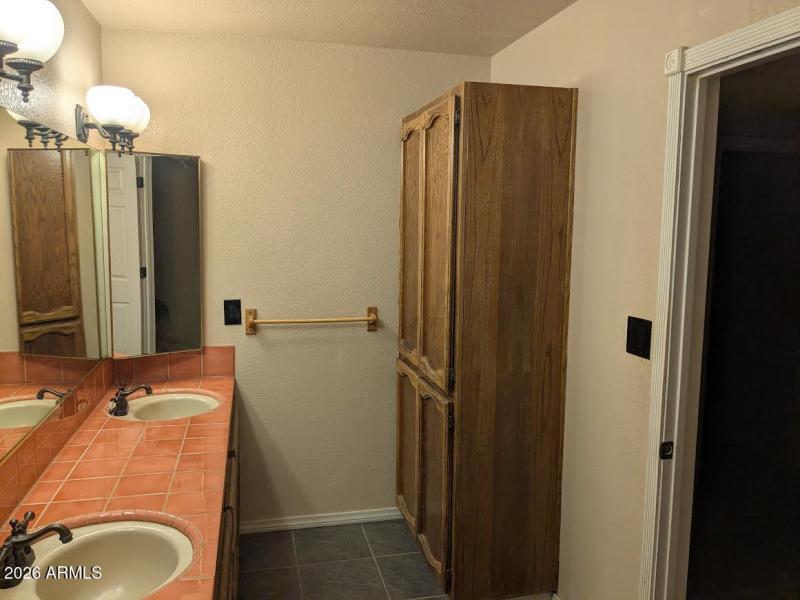 Guest Bath 2