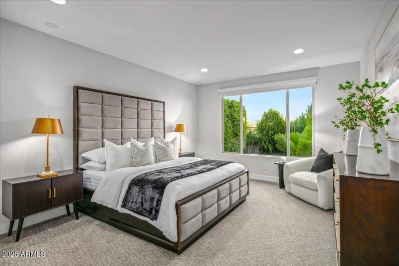18-Primary Suite