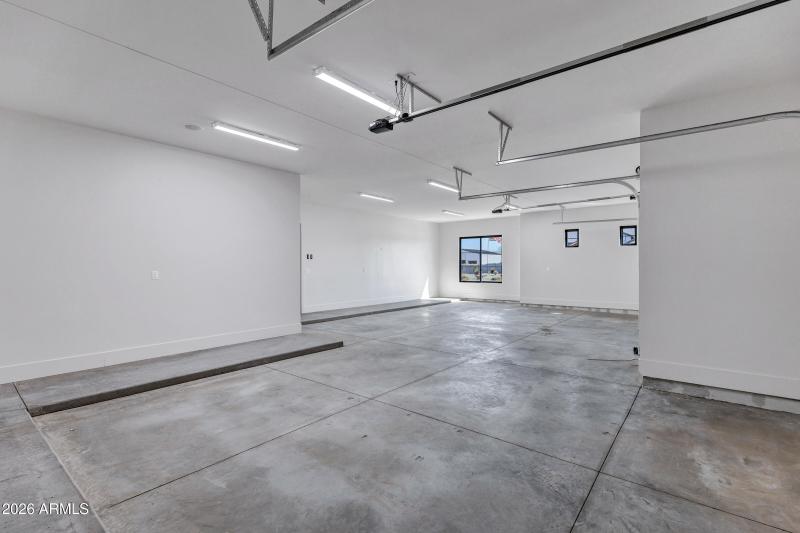 35742 N Evermore Madison St-47