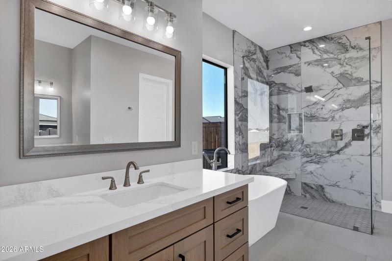 35680 N Evermore Madison St-36