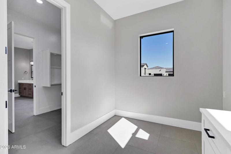 35680 N Evermore Madison St-42