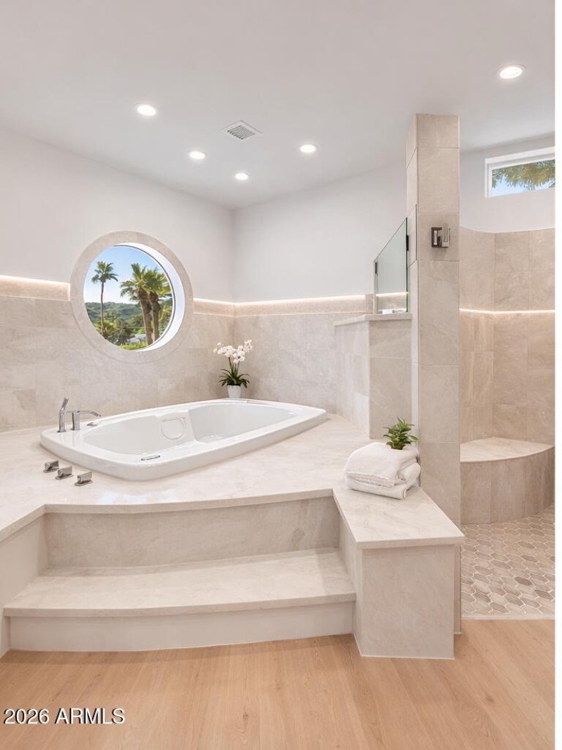 bathroom_left