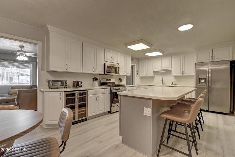 1027 W 19th St (7)