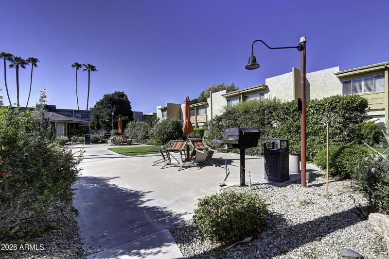 4610 N 68th St Unit 479 (37)