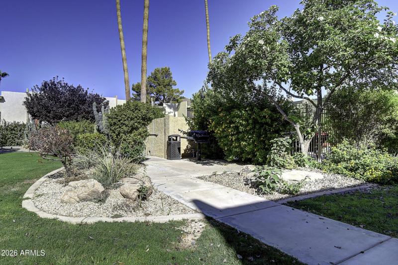 4610 N 68th St Unit 479 (32)