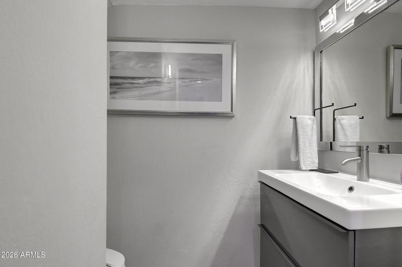 4610 N 68th St Unit 479 (14)