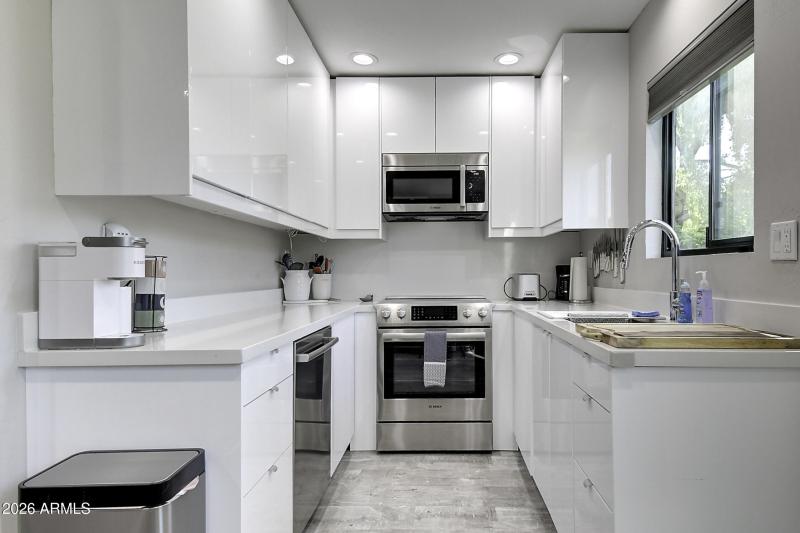 4610 N 68th St Unit 479 (11)