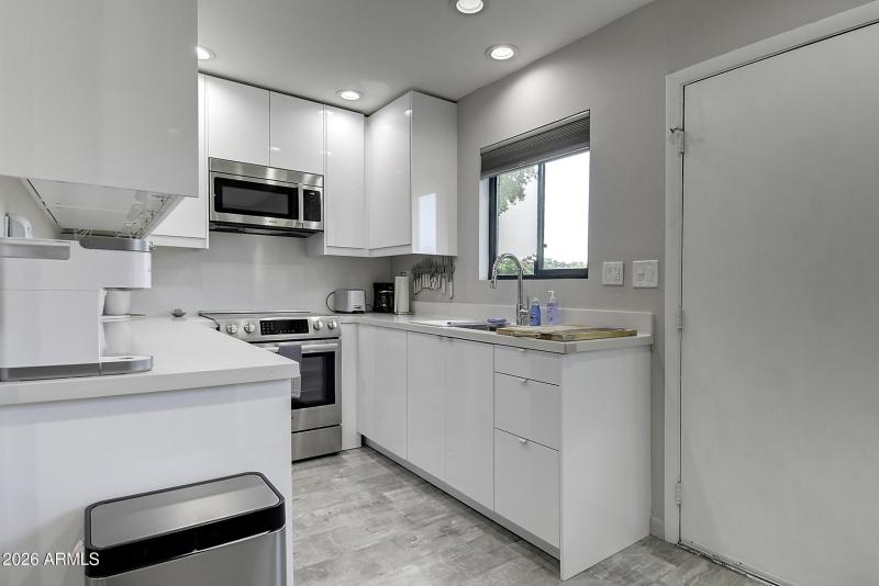 4610 N 68th St Unit 479 (9)