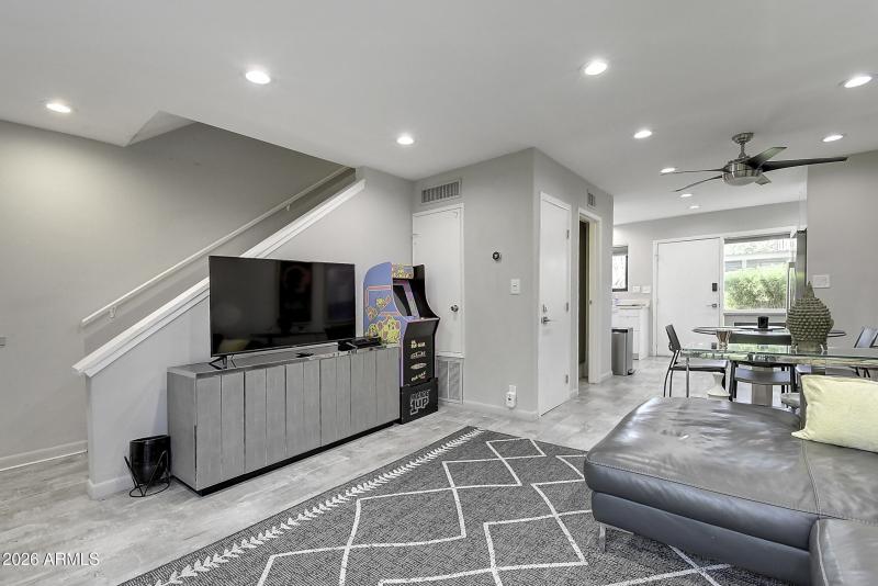 4610 N 68th St Unit 479 (6)