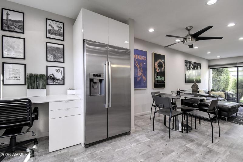 4610 N 68th St Unit 479 (4)
