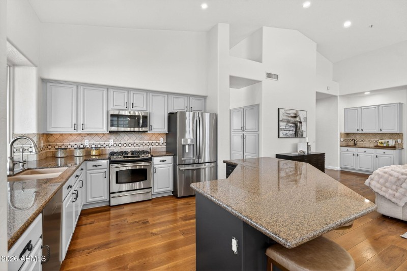 20-web-or-mls-057E Morning Vista Ln