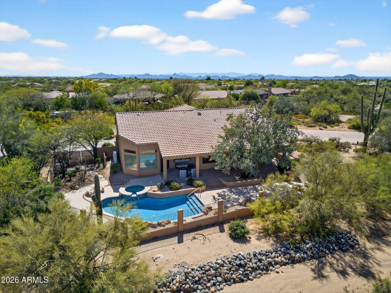 81-web-or-mls-020E Morning Vista Ln