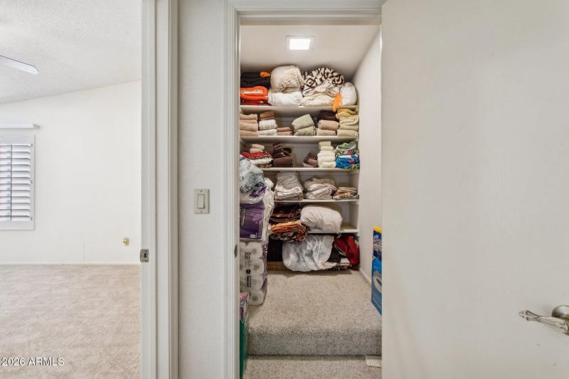 50-web-or-mls-10908-n-57th-ave