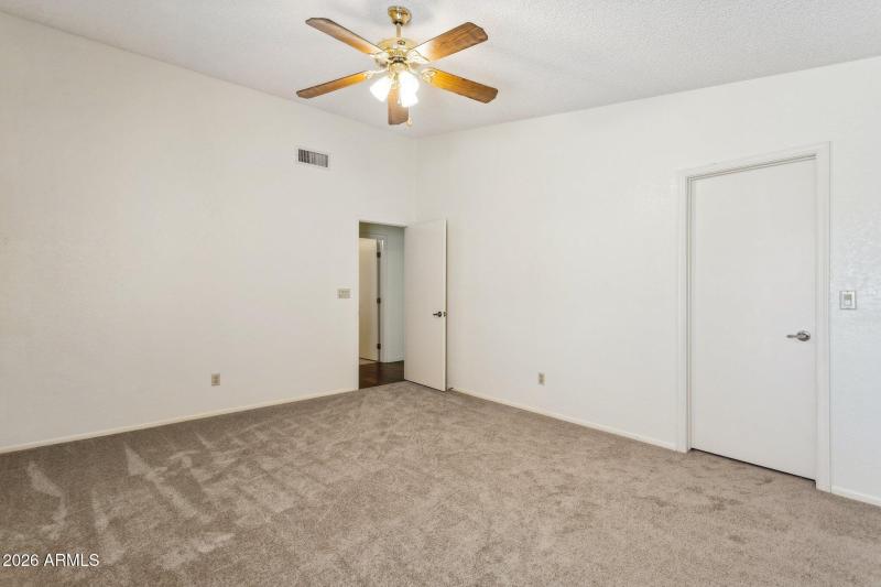 52-web-or-mls-10908-n-57th-ave