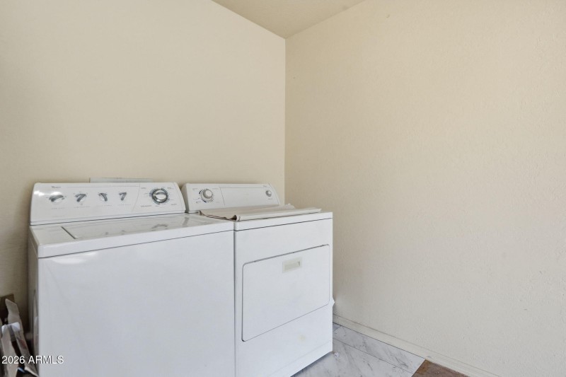 Washer & Dryer