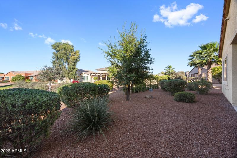 41650 W Harvest Moon Dr-35