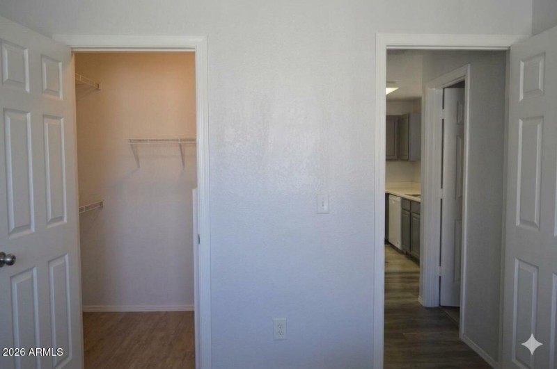 Second bedroom walkin closet